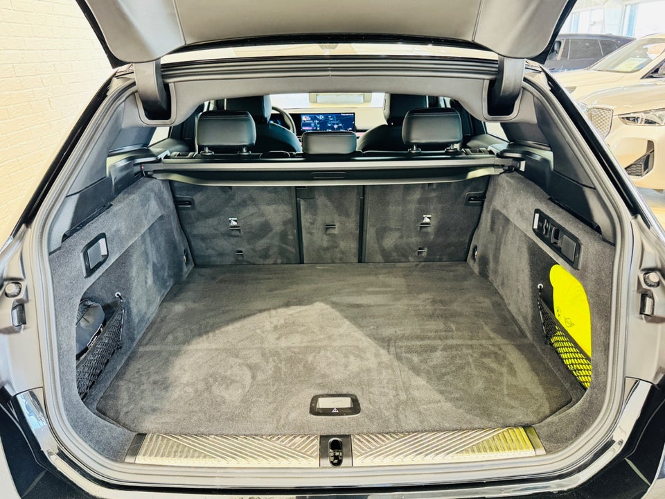 BMW i5 eDrive40 Touring M-Sport 5d