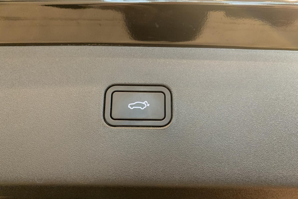 Volvo EX30 Extended Range Plus 5d