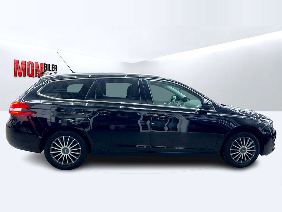 Peugeot 308 1,6 BlueHDi 120 Selection Sky SW 5d