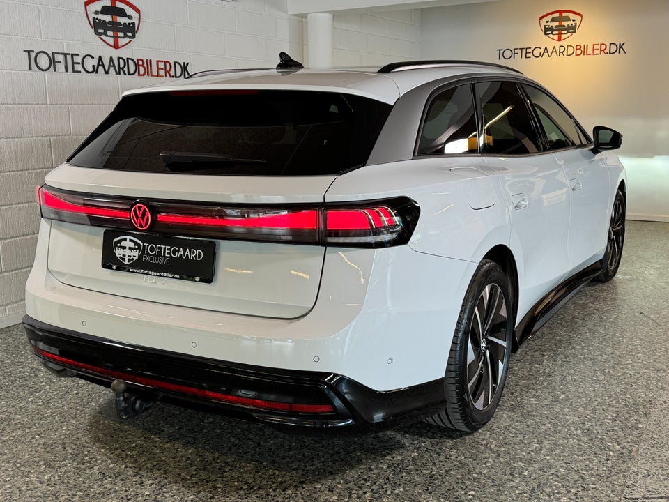VW ID.7 77 Pro Tourer 5d