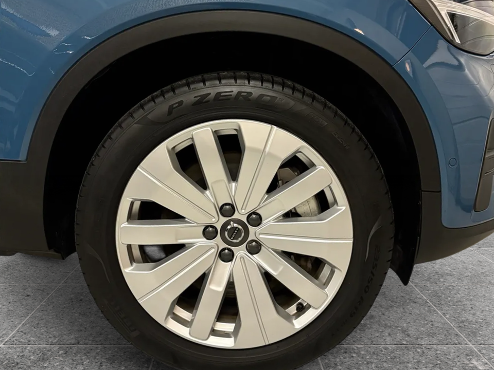 Volvo EX40 Extended Range Core 5d
