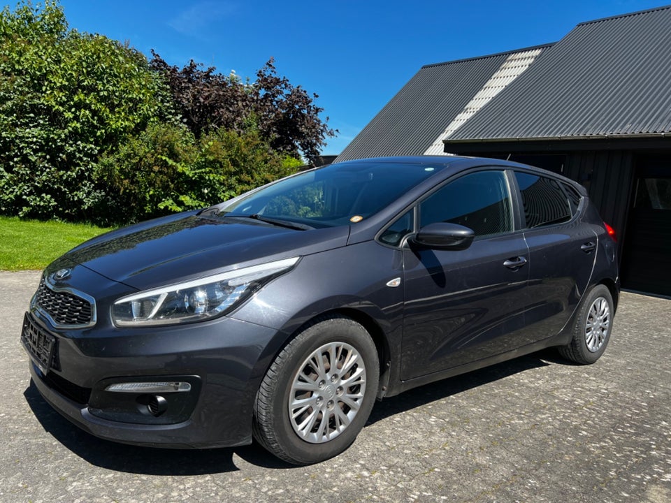 Kia Ceed 1,4 CVVT Style+ Clim 5d