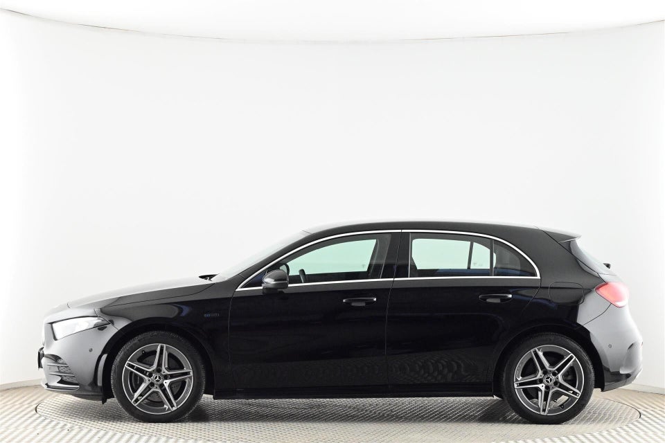 Mercedes A250 e 1,3 AMG Line aut. 4d