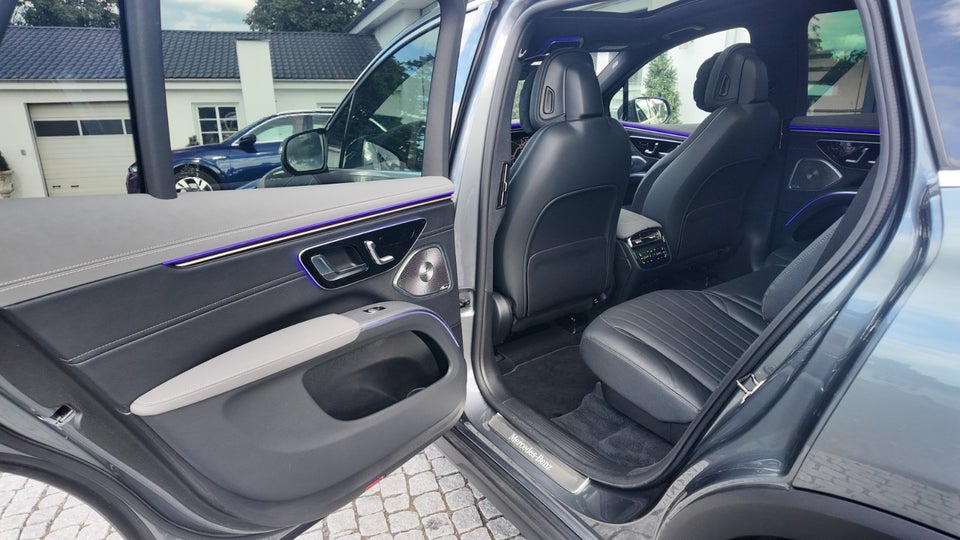 Mercedes EQS450 SUV 4Matic 5d
