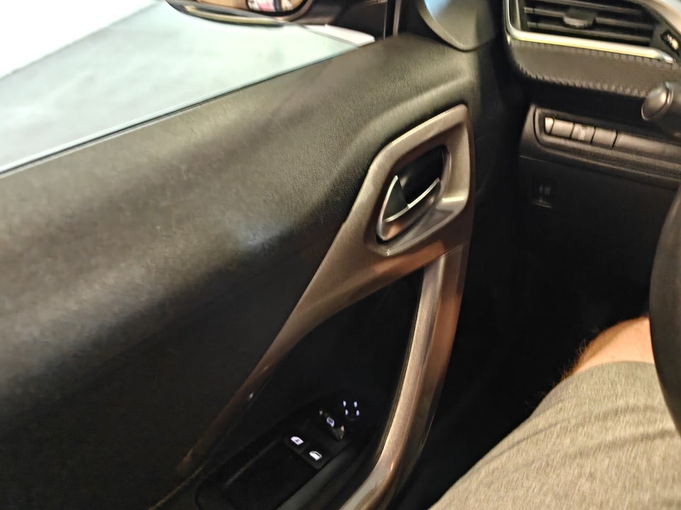 Peugeot 2008 1,2 VTi 82 Active Motion 5d