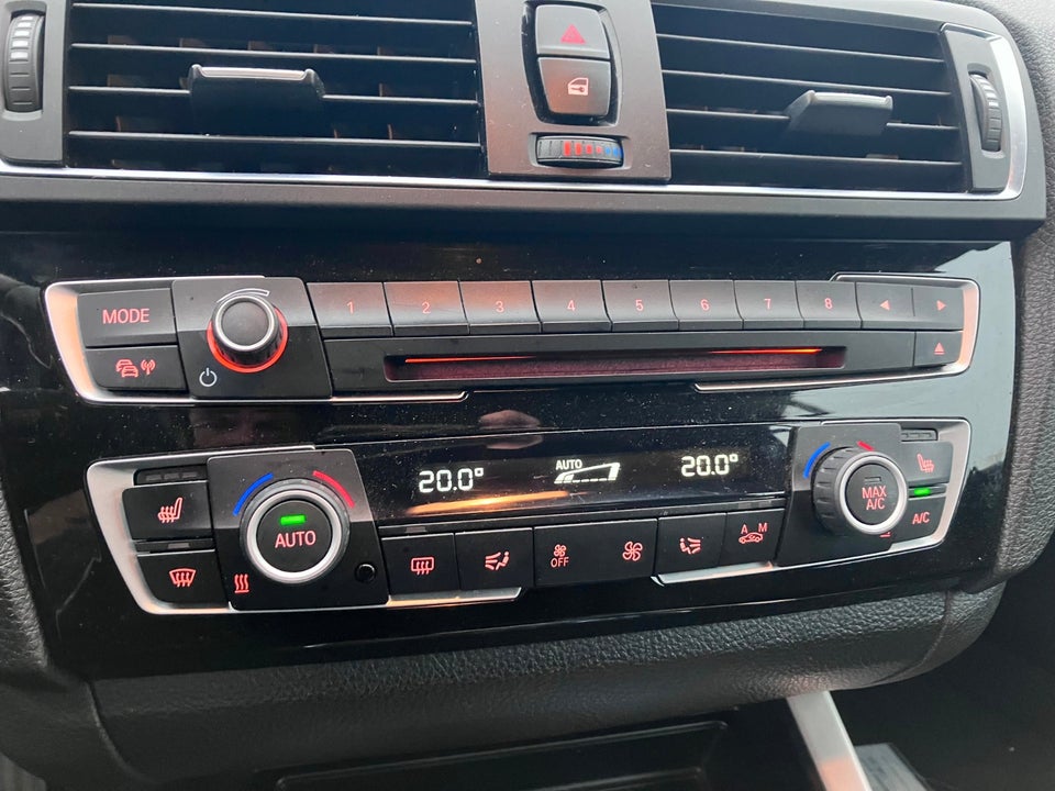 BMW 220i 2,0 Cabriolet aut. 2d