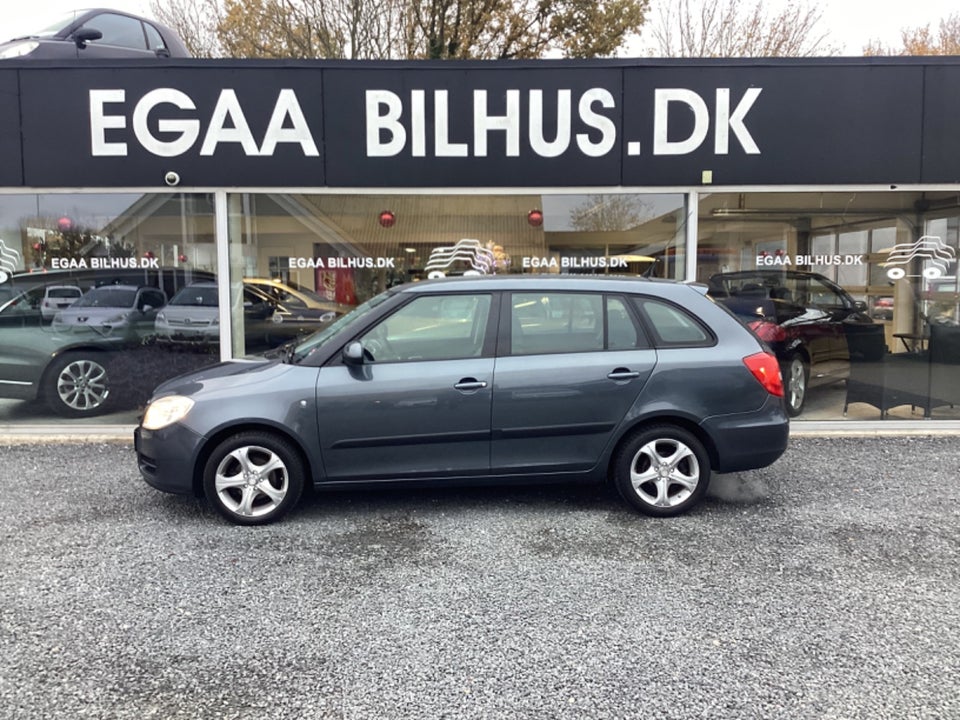 Skoda Fabia 1,4 16V Ambiente Combi 5d