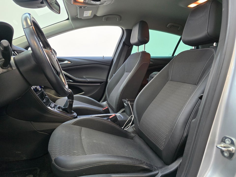 Opel Astra 1,4 T 150 Innovation 5d