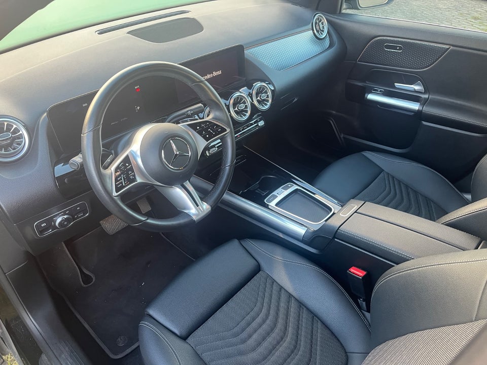 Mercedes EQA250+ Progressive 5d