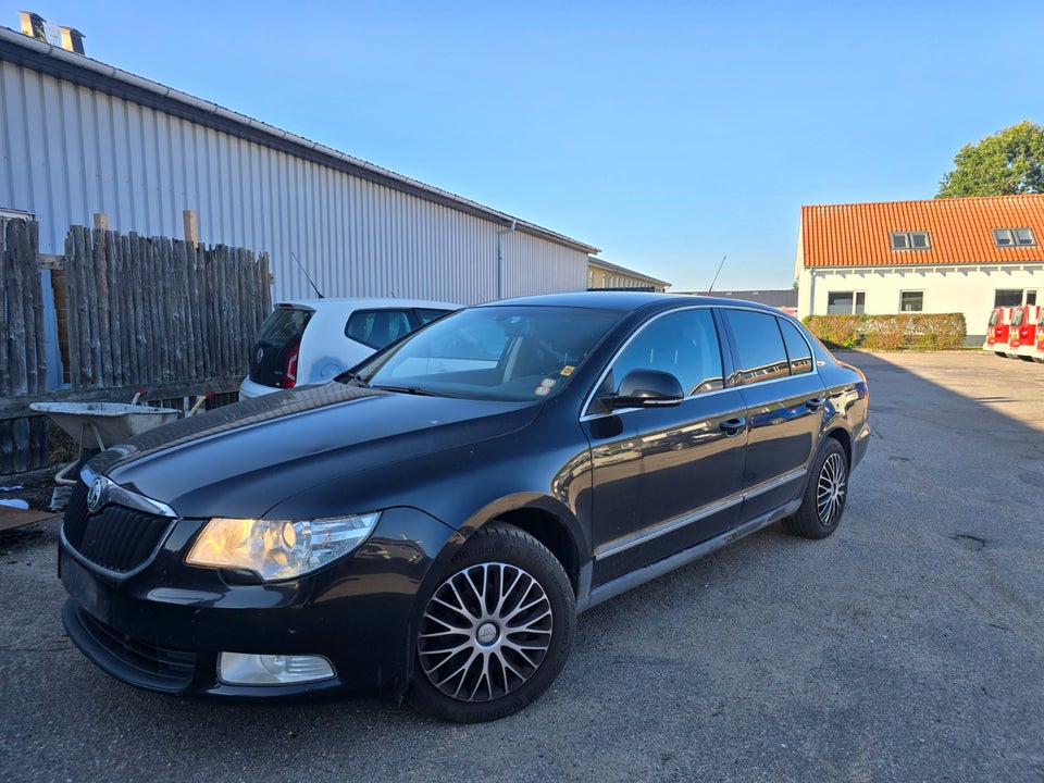 Skoda Superb 1,4 TSi 125 Ambition 5d