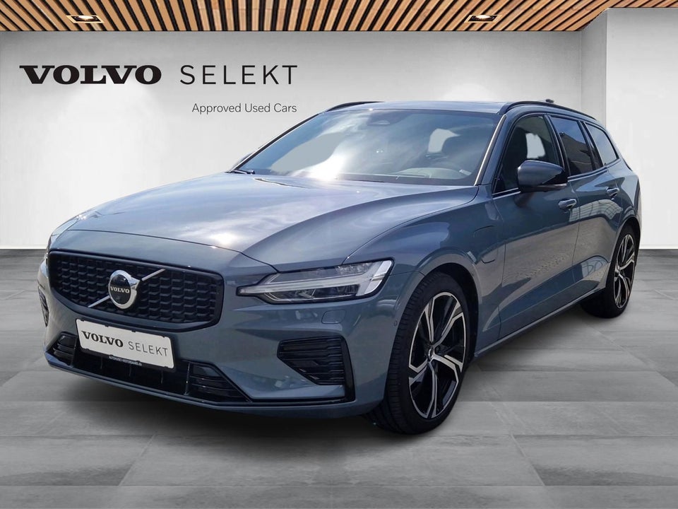 Volvo V60 2,0 T8 ReCharge Ultimate Dark aut. AWD 5d