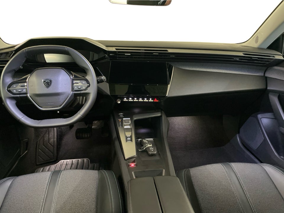 Peugeot 308 1,5 BlueHDi 130 Allure Pack SW EAT8 5d