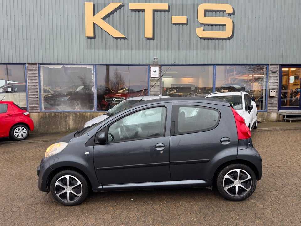 Citroën C1 1,0i  5d