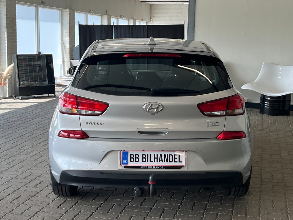 Hyundai i30 1,0 T-GDi Life+ 5d