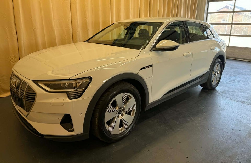 Audi e-tron 50 quattro 5d