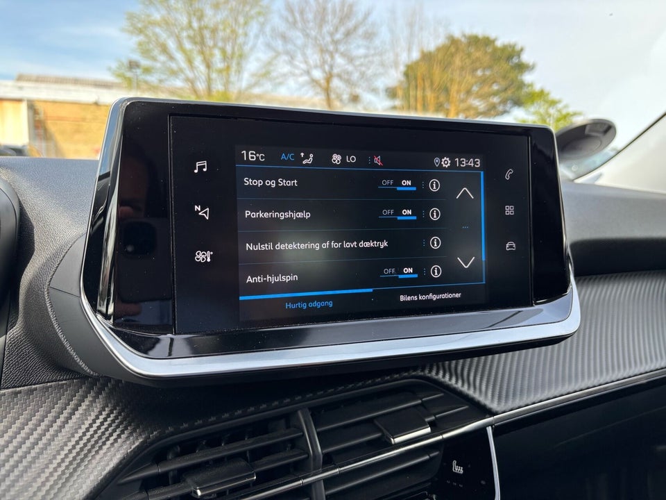 Peugeot 2008 1,2 PureTech 100 Platin 5d
