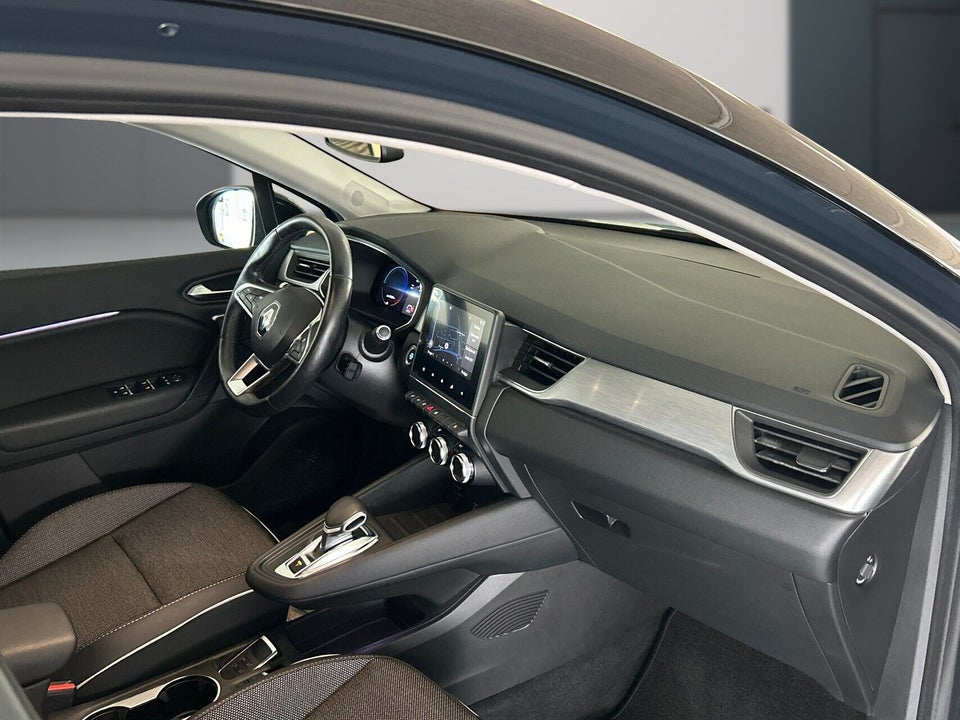 Renault Captur 1,6 E-Tech Intens 5d