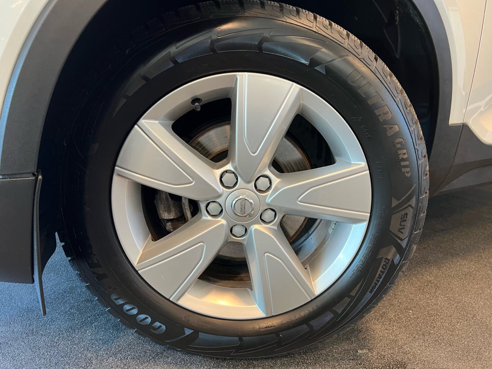 Volvo XC40 2,0 D3 150 Momentum aut. 5d