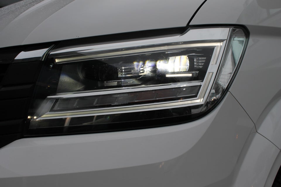 VW Crafter 35 2,0 TDi 177 Kassevogn L3H2 aut.