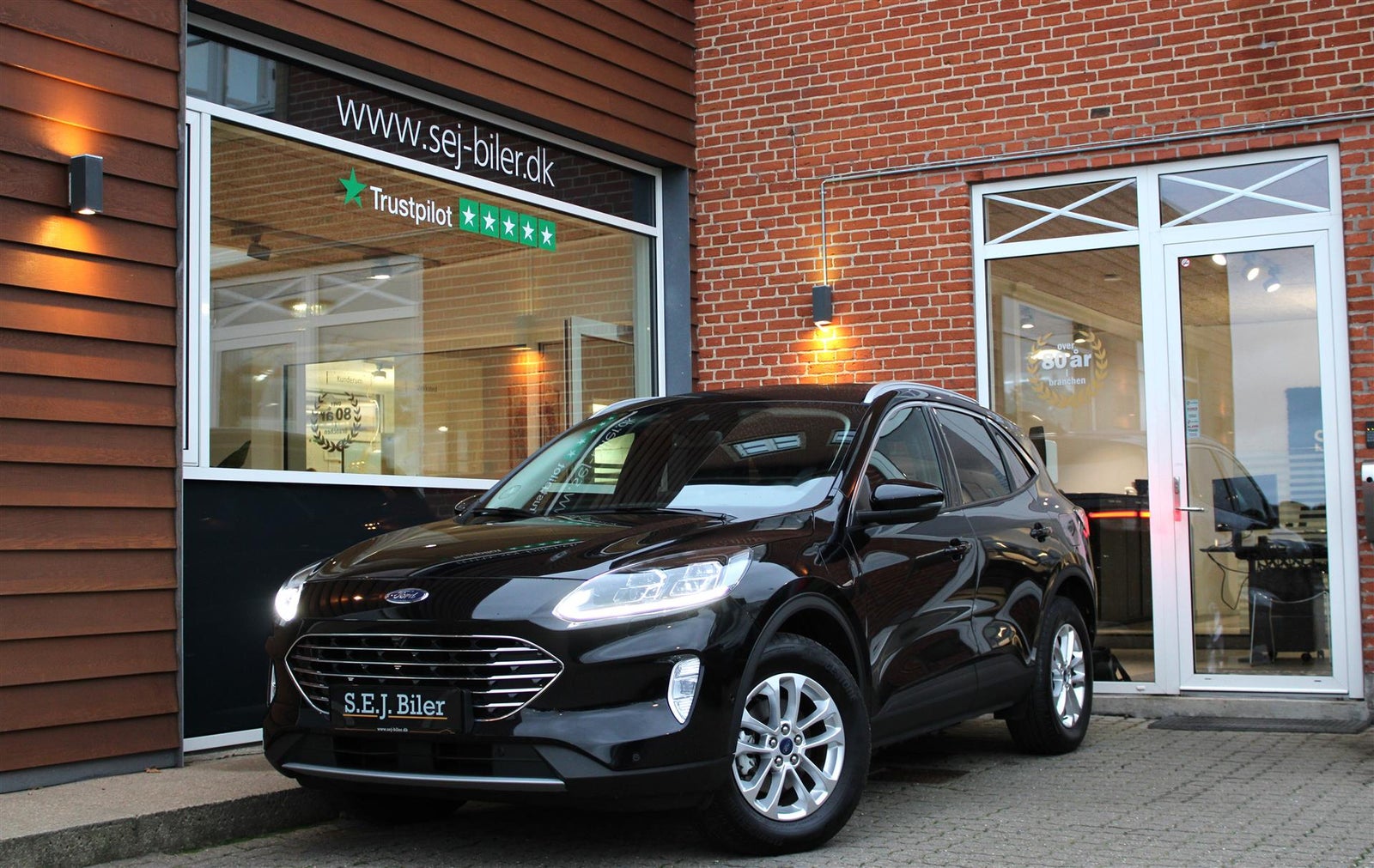 Ford Kuga 2,5 PHEV Titanium X CVT 5d