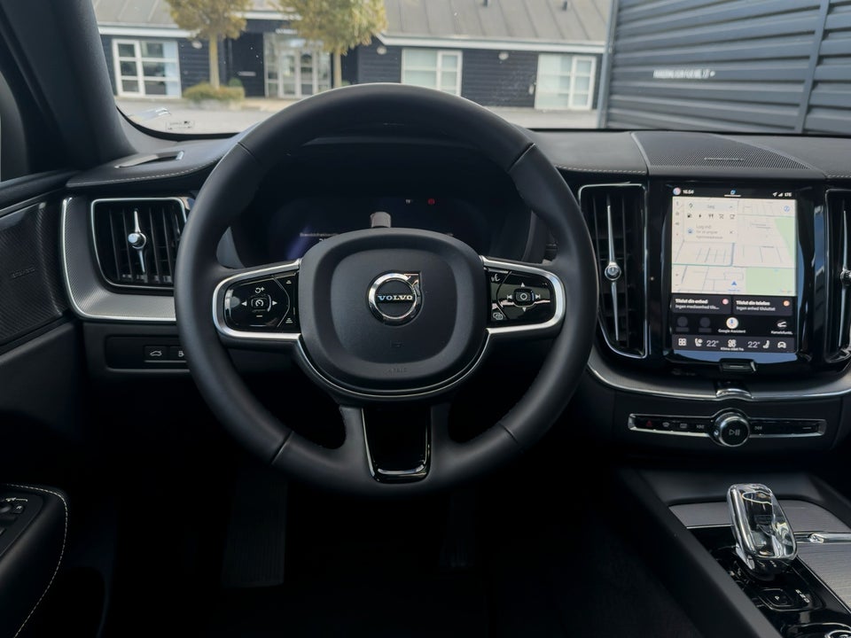 Volvo XC60 2,0 T6 ReCharge Black Edition aut. AWD 5d