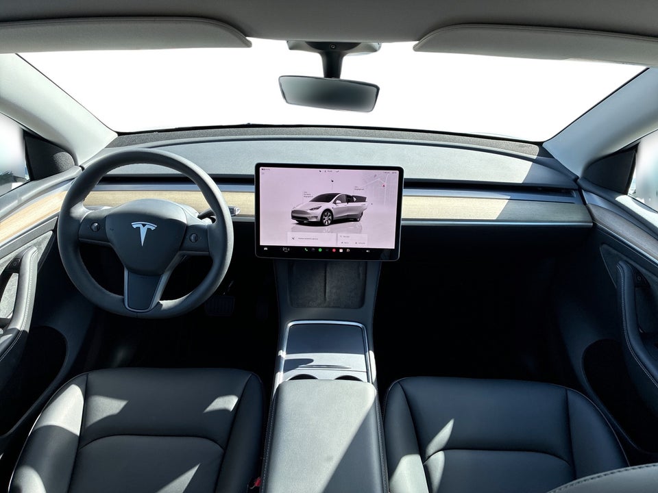 Tesla Model Y RWD 5d