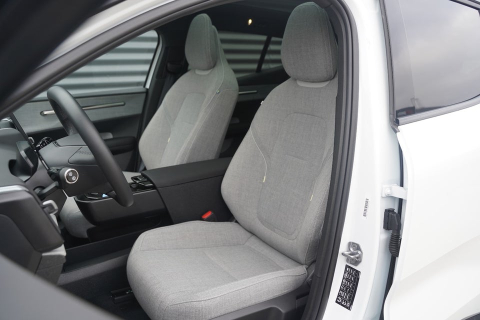 Volvo EX30 Extended Range Ultra 5d