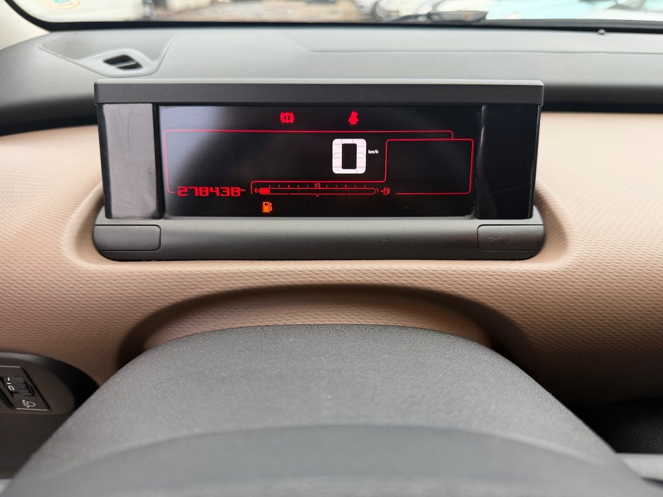 Citroën C4 Cactus 1,6 BlueHDi 100 Feel 5d