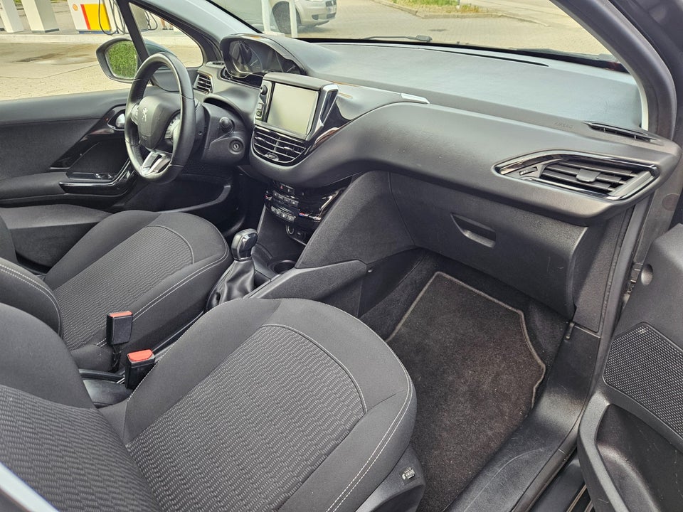 Peugeot 208 1,6 BlueHDi 100 Active 5d