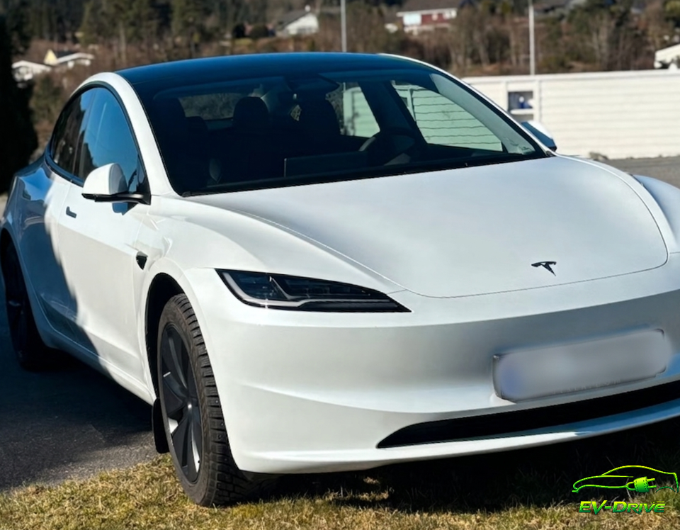 Tesla Model 3 RWD 4d