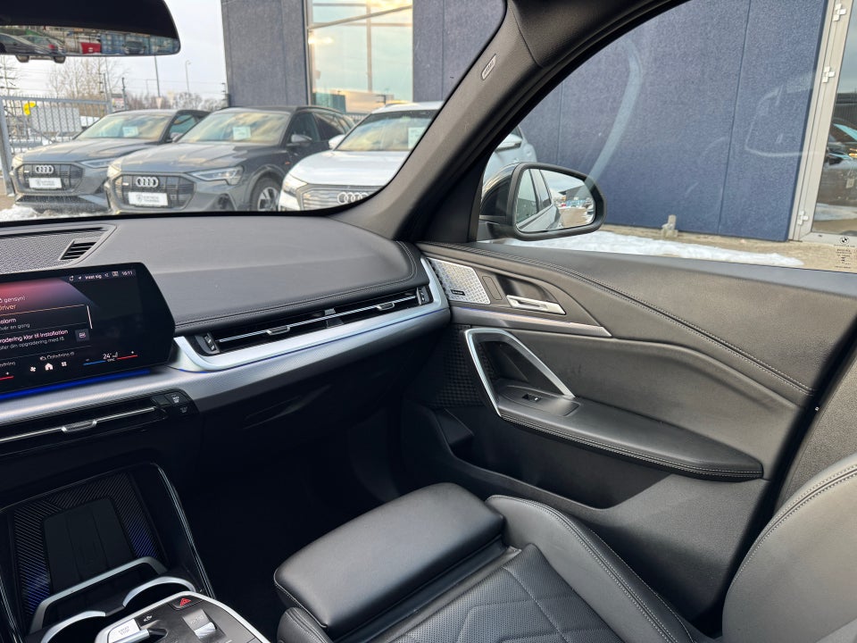 BMW iX1 eDrive20 Fully Charged M-Sport 5d