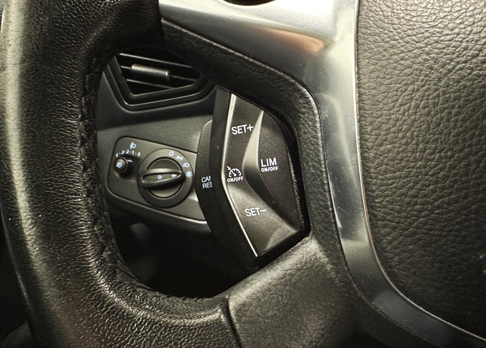 Ford C-MAX 1,0 SCTi 100 Titanium 5d