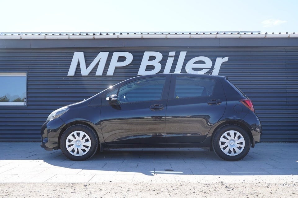 Toyota Yaris 1,3 VVT-i Skyview 5d