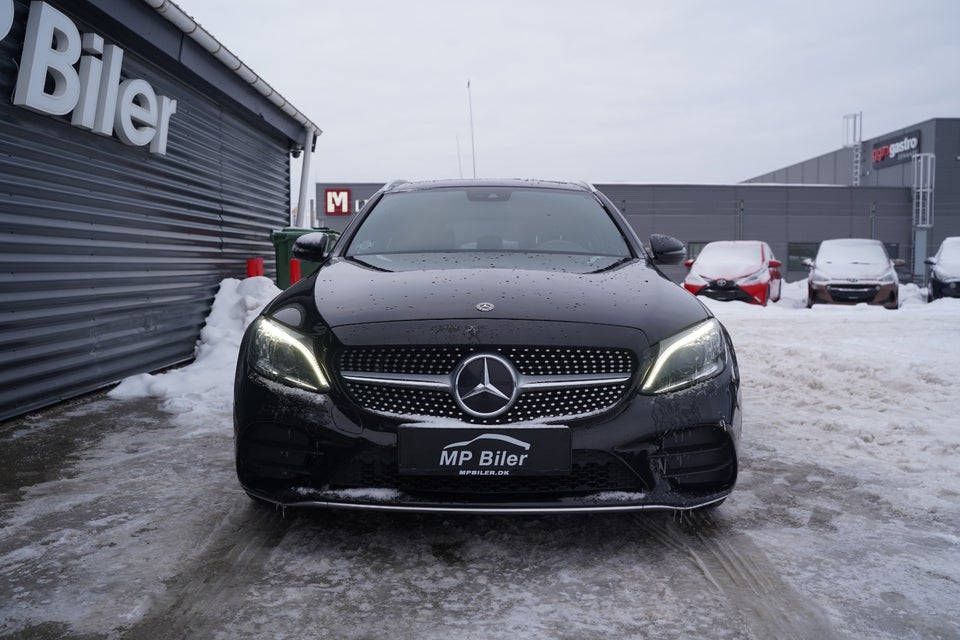 Mercedes C300 d 2,0 AMG Line stc. aut. 5d