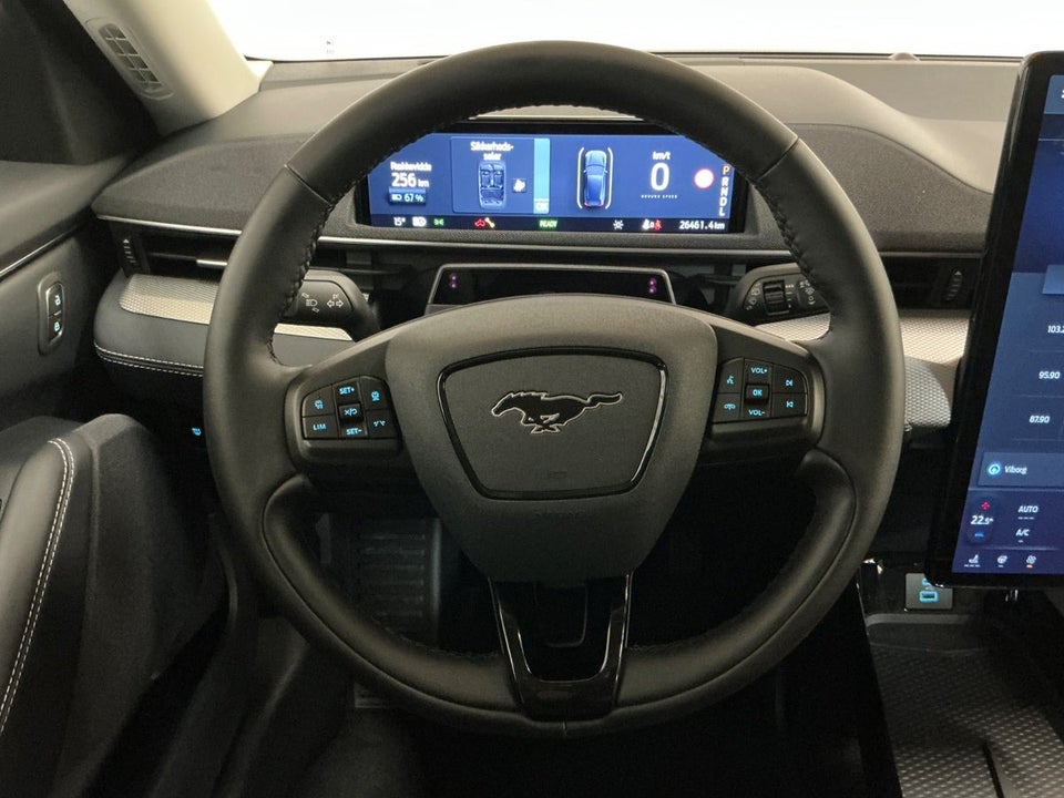 Ford Mustang Mach-E 75 Standard Range 5d