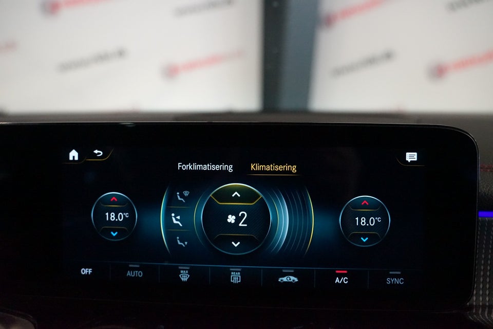 Mercedes EQB300 AMG Line 4Matic 5d