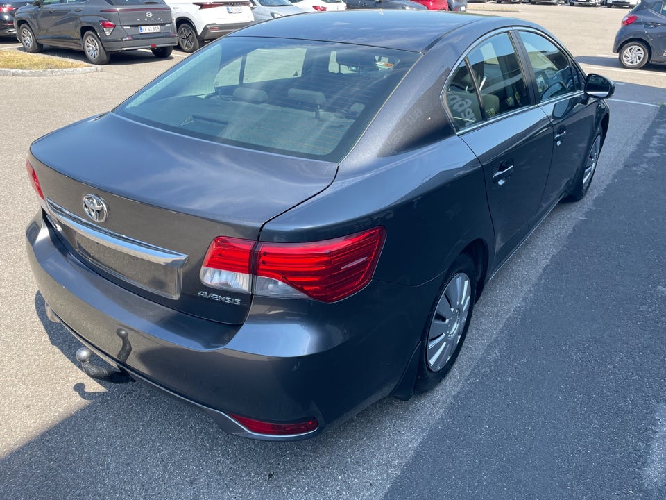 Toyota Avensis 1,6 VVT-i T1 4d