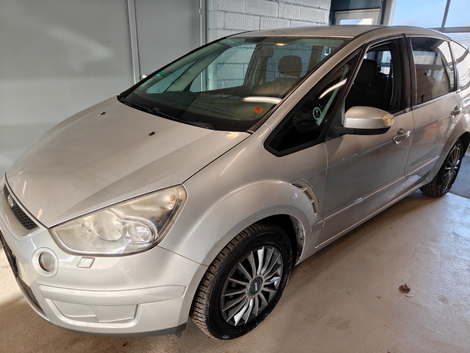 Ford S-MAX 2,0 Trend 7prs 5d