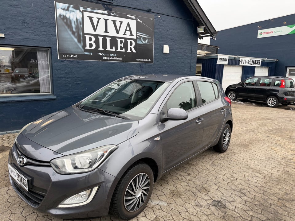 Hyundai i20 1,25 Classic XTR 5d