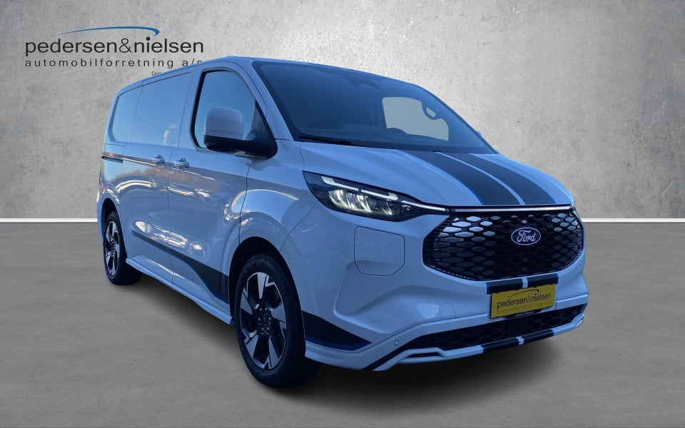 Ford E-Transit Custom 320S 64 Sport
