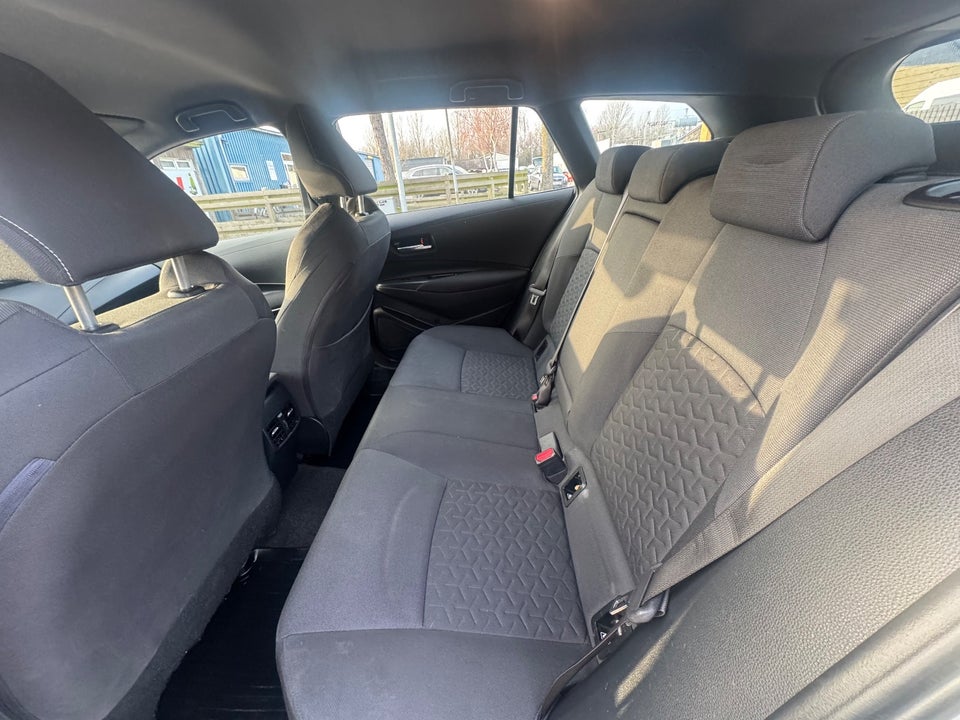 Toyota Corolla 1,8 Hybrid H2 Touring Sports MDS 5d