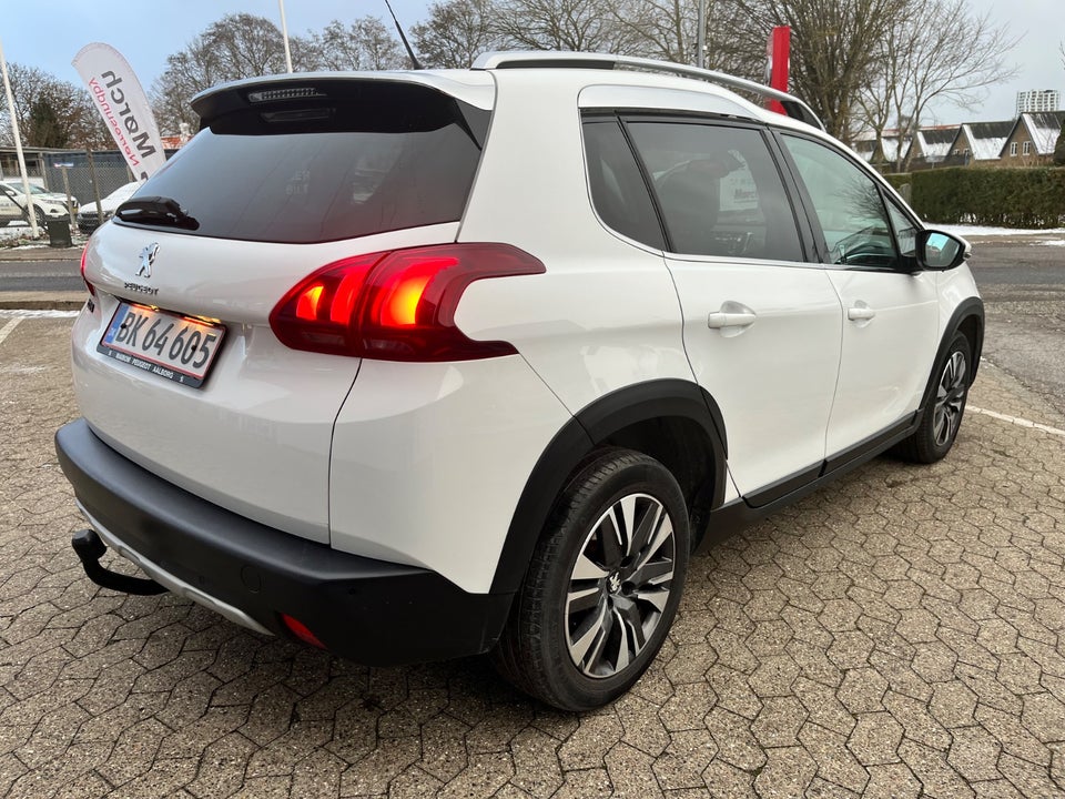 Peugeot 2008 1,6 BlueHDi 100 Desire Sky 5d