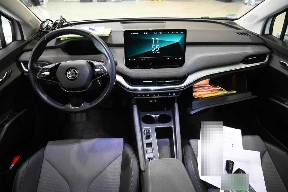 Skoda Enyaq 80 iV Plus Loft 5d