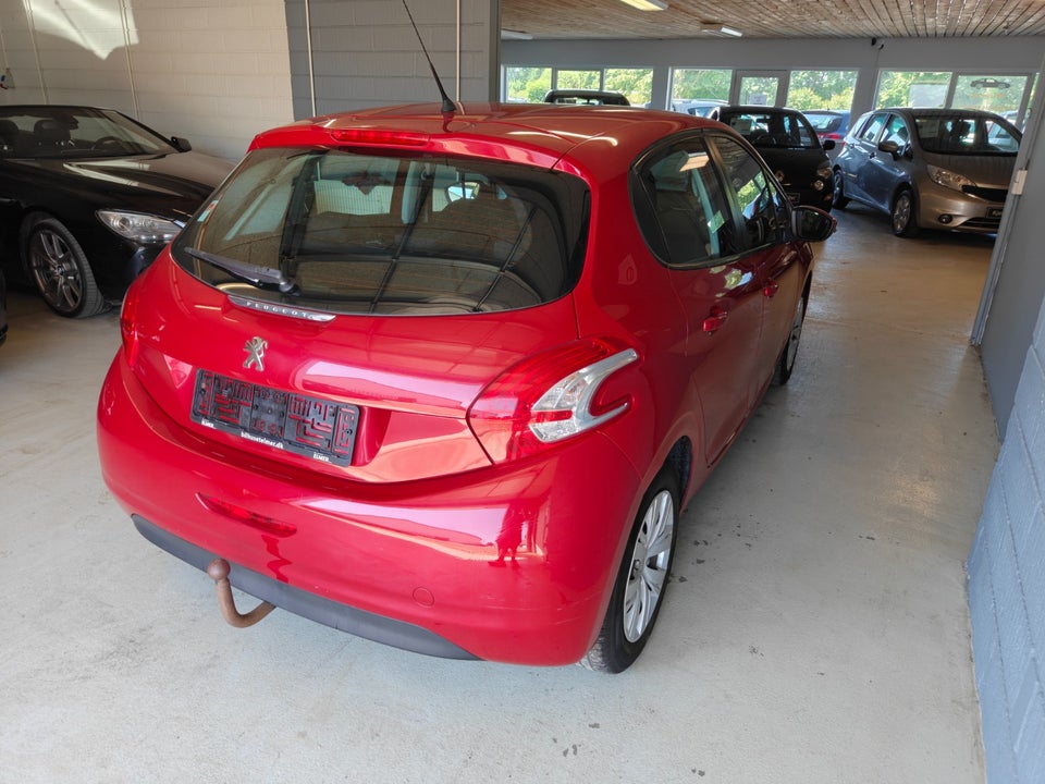 Peugeot 208 1,2 VTi 82 Active 5d