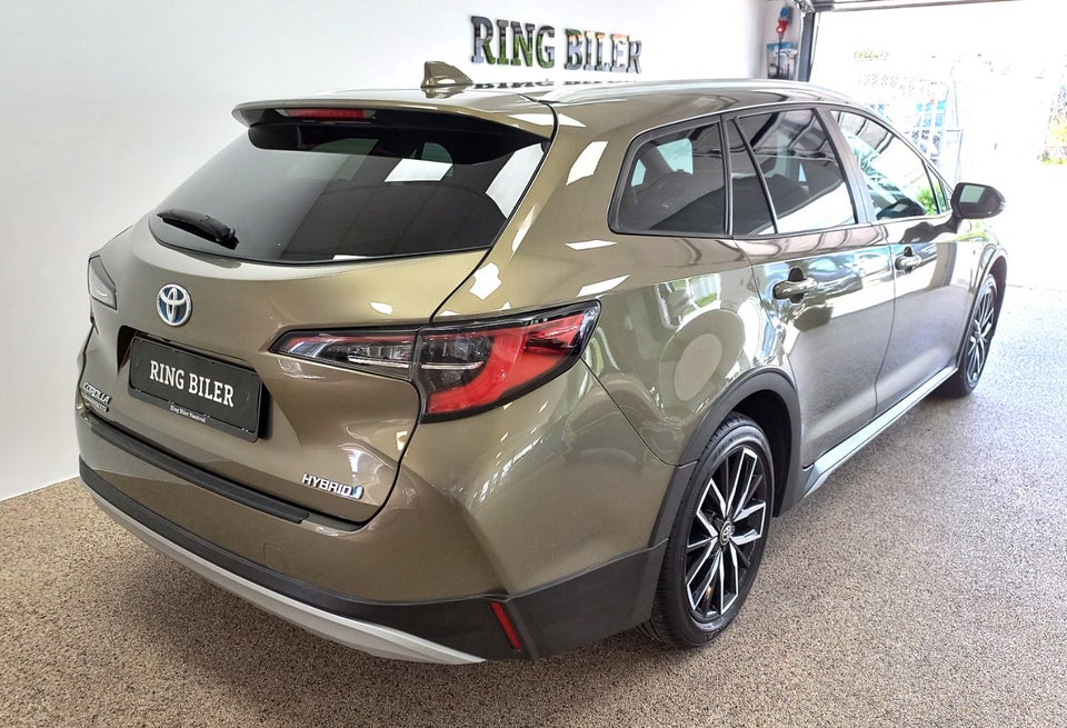 Toyota Corolla 1,8 Hybrid TREK Smart Touring Sports MDS 5d