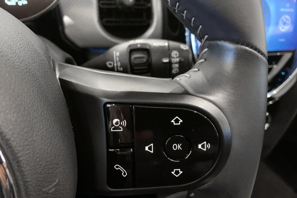 MINI Cooper SE Maximise 3d