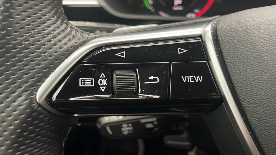 Audi e-tron 55 S-line quattro 5d