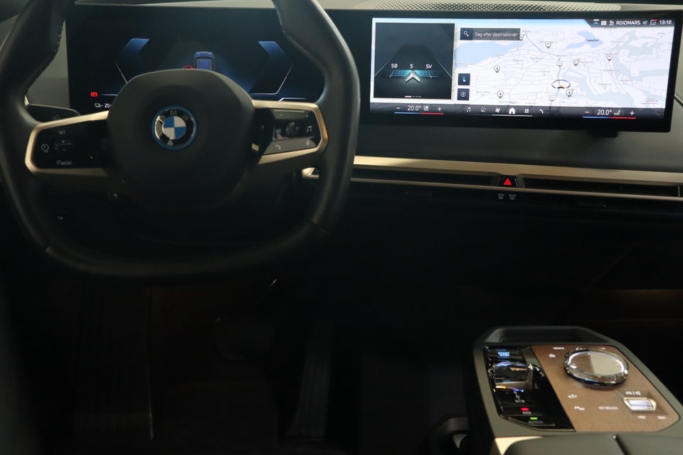 BMW iX xDrive40 Sport 5d