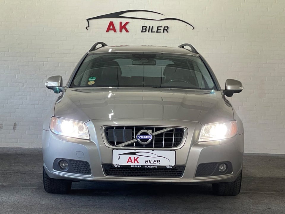 Volvo V70 2,0 D3 163 Momentum aut. 5d