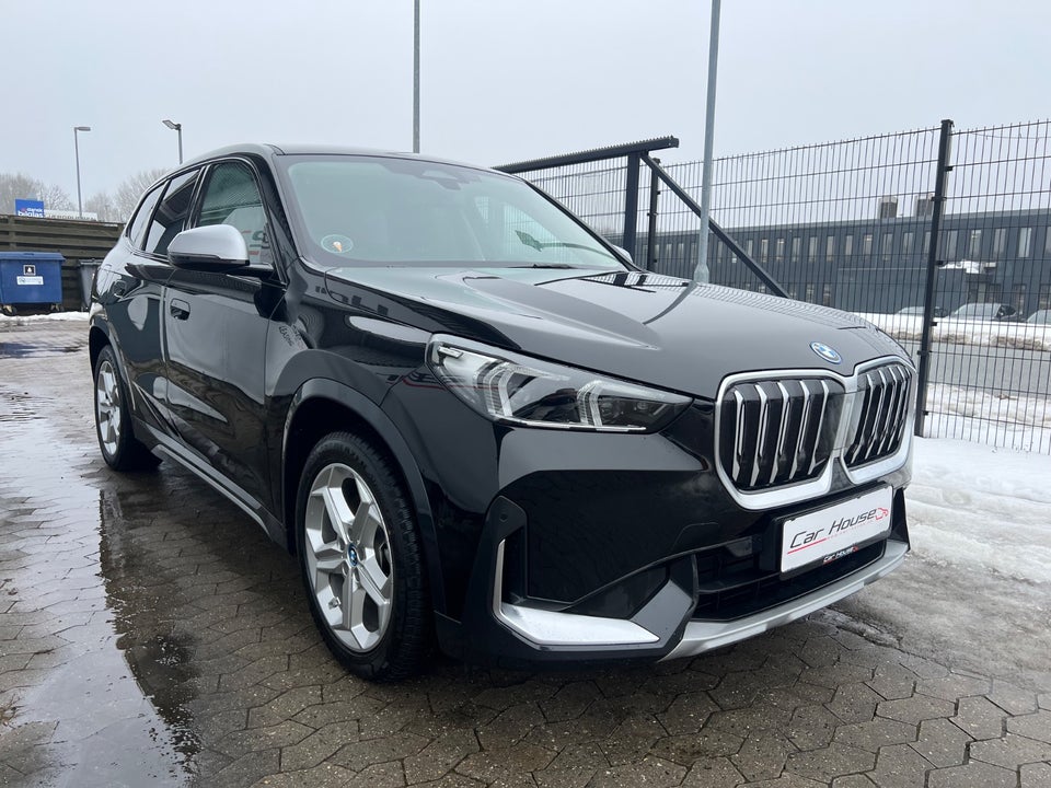 BMW iX1 xDrive30 M-Sport 5d